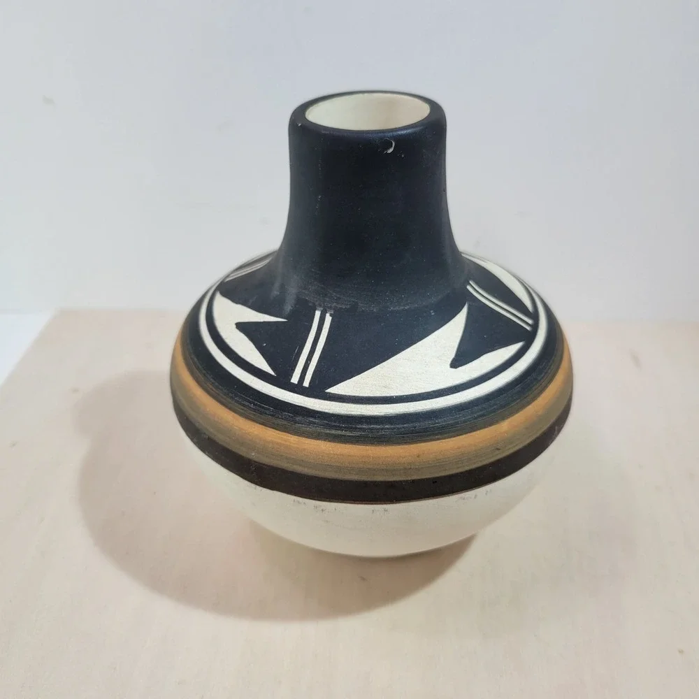 Handmade Southwestern Pottery Vase Black White Orange Geometric‎ Design Signed